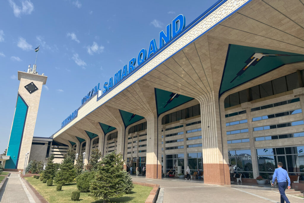 サマルカンド駅